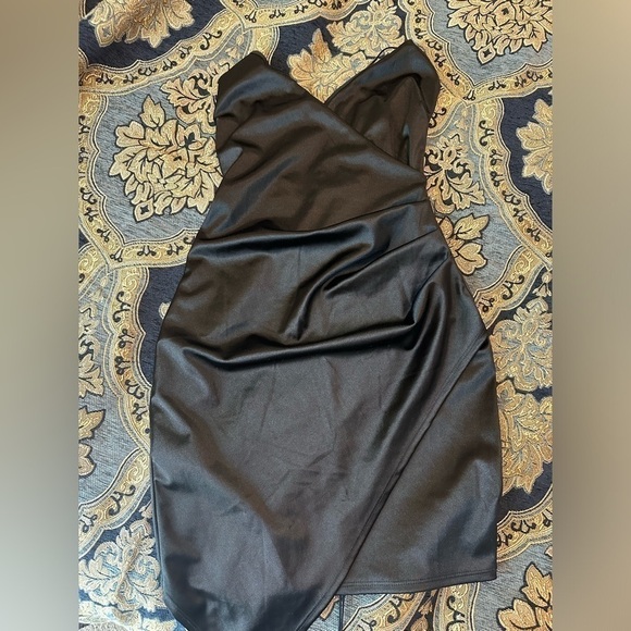 Dresses & Skirts - Black dress